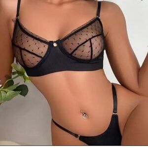 Elegant Black Lace Lingerie Set